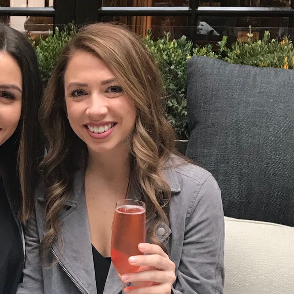 Meet your Posher, Emma - Picture 1 of 1